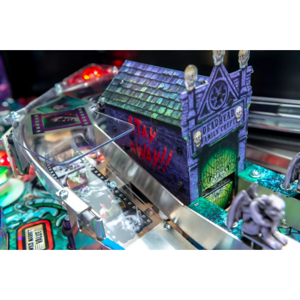 Elvira's House of Horrors Premium Pinball Stern Pinball DHGR-SP-EVR-PRM